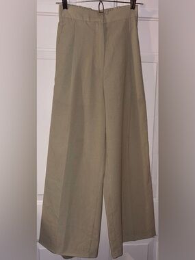 Storets Evie Wide Legged Pants Women’s size S/M